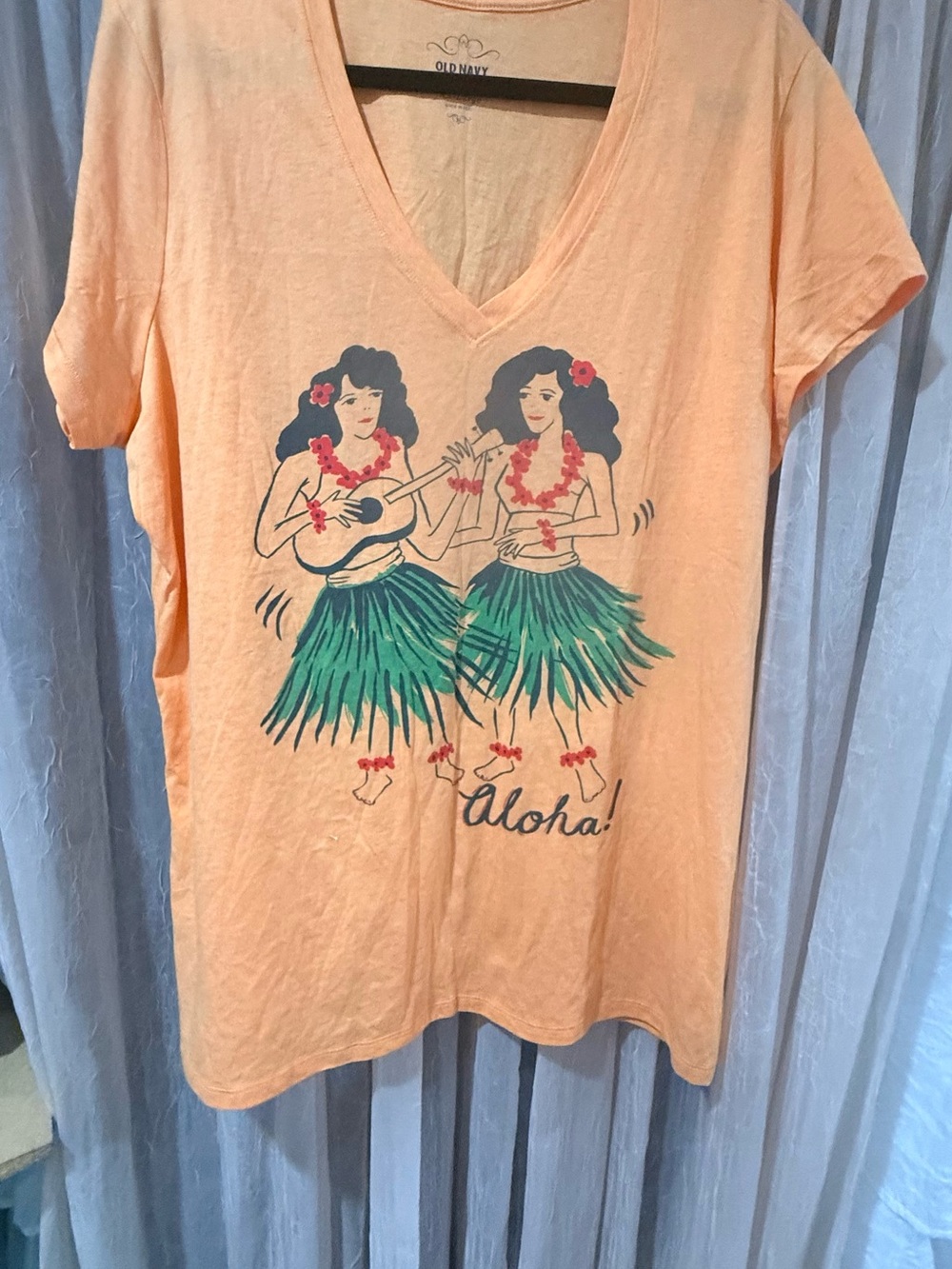 NWT Old Navy Peach V-Neck Tee with Hula Girl Graphic